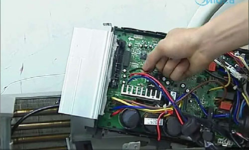 南阳美的空调电话是多少